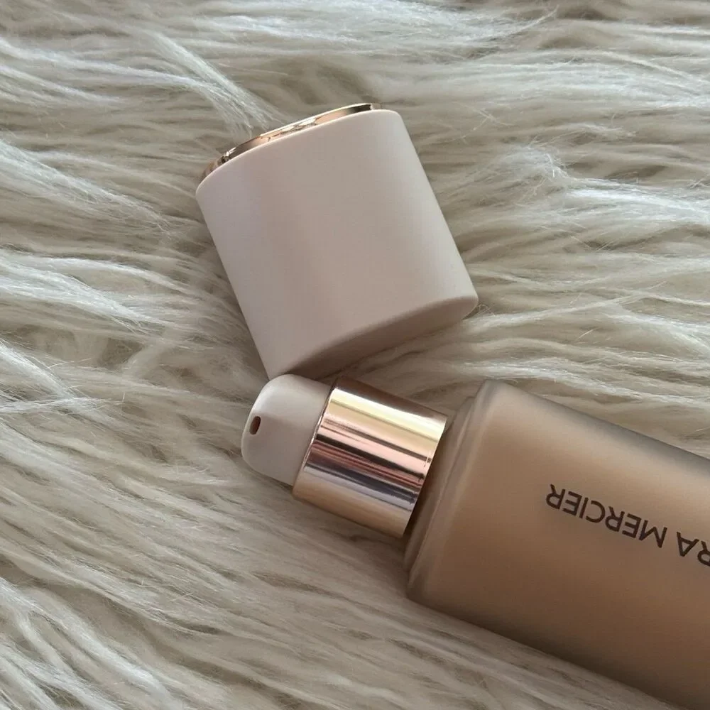 Laura Mercier Real Flawless Weightless Perfecting Foundation 3N2 Camel